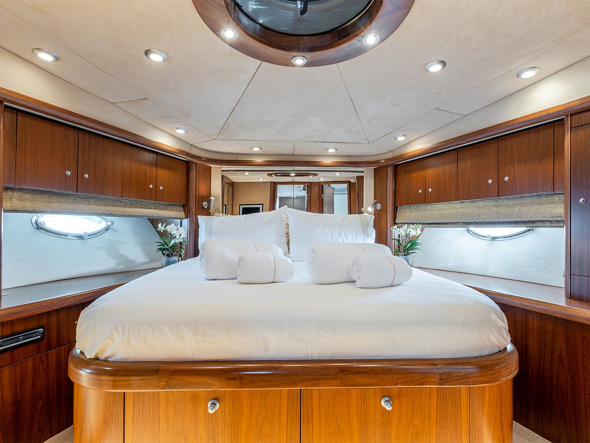 Sunseeker-Predator-72-7-1